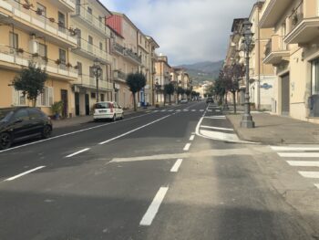 Lamezia Terme, perché le cose belle nel pubblico devono durare .... "da Natale a Santo Stefano”.....?