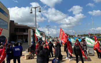 Lavoratori Carrefour, sindacati raggiungono l’accordo sulla Cigs