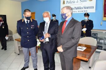 Lamezia Terme, consegnate medaglie di commiato a personale della Polizia di Stato collocato in quiescenza