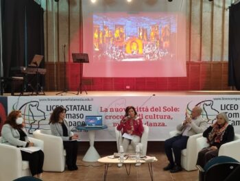 Lamezia Terme, al Liceo “Tommaso Campanella” Eduardo Savarese racconta i volti femminili del melodramma