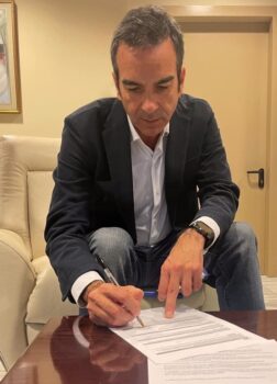 Roberto Occhiuto: “Tutti i direttori generali e 42 dirigenti di seconda fascia sono decaduti”