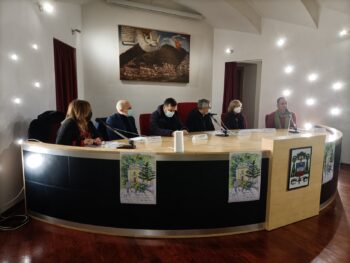 Lamezia Terme, presentato il Calendario illustrato diocesano 2021 che valorizza il patrimonio storico-artistico dei luoghi di culto della Chiesa lametina e che non dimentica la solidarietà