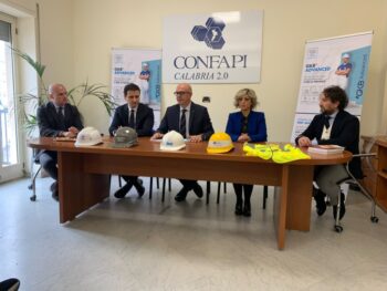 Confapi Calabria lancia il primo corso gratuito di formazione per operai edili