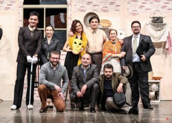 Un messaggio contro la guerra si è elevato con il teatro della compagnia Vercillo, dal palcoscenico di Cirò Marina