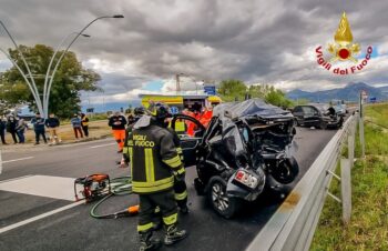 Tragico incidente stradale a Sibari, due morti e un ferito in gravi condizioni