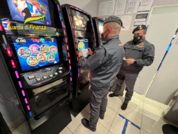 Contrasto al gioco illegale e irregolare, sequestrati 3 apparecchi da gioco e applicate sanzioni fino a 45.000 € a Vibo