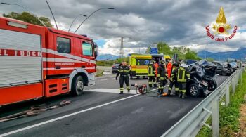 Tragico incidente stradale a Sibari, due morti e un ferito in gravi condizioni