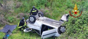 Incidente stradale nel crotonese, feriti 5 ragazzi di cui uno è grave