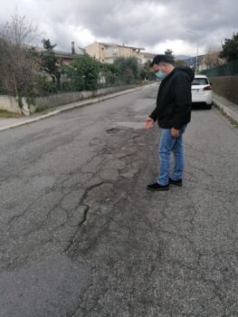 Strade impraticabili, la denuncia dell’Associazione Quartiere Capizzaglie