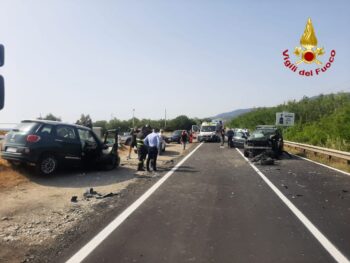 Incidente stradale a Caposuvero, tre feriti