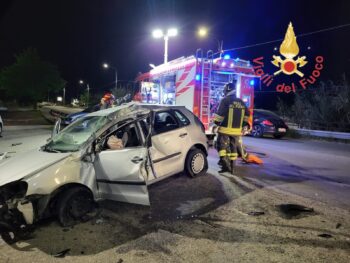 Auto perde il controllo e si ribalta a Catanzaro, ferito il conducente