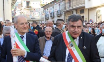 Processione San Francesco di Paola, mons. Schillaci: “Camminare insieme, gli uni accanto agli altri”