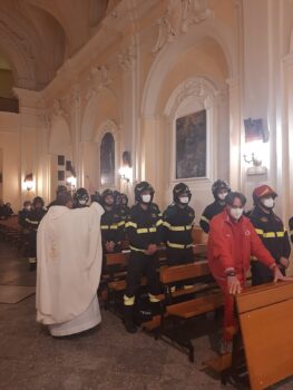 Lamezia, celebrata nel Santuario S. Francesco la Messa con i Vigili del Fuoco