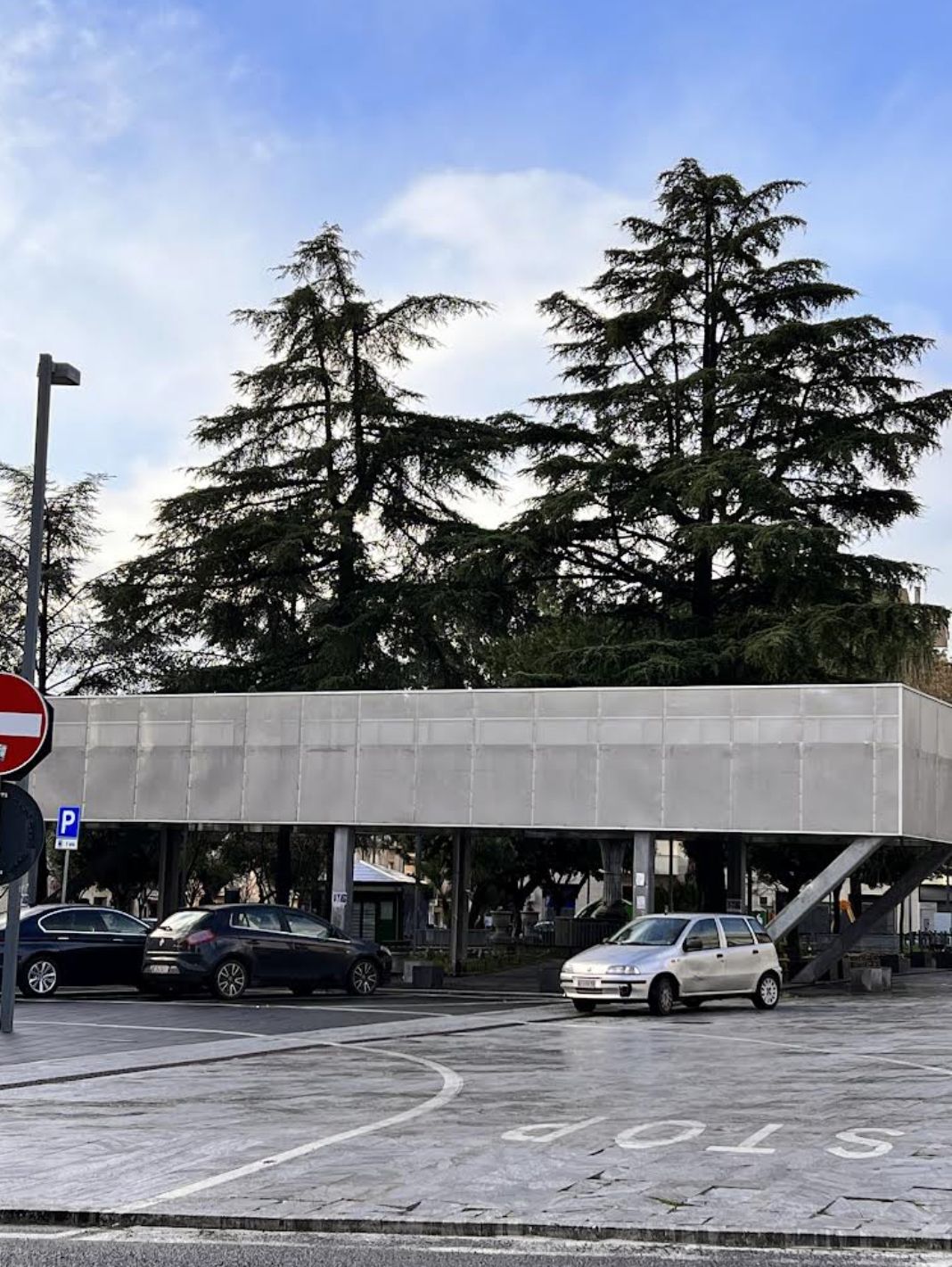 Lamezia, Francesco Grandinetti lancia una petizione per la demolizione dell’”obbrobrio” di Piazza d’Armi