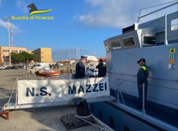 La nave scuola “Mazzei” arriva a Vibo Valentia e fa tappa anche a Lamezia