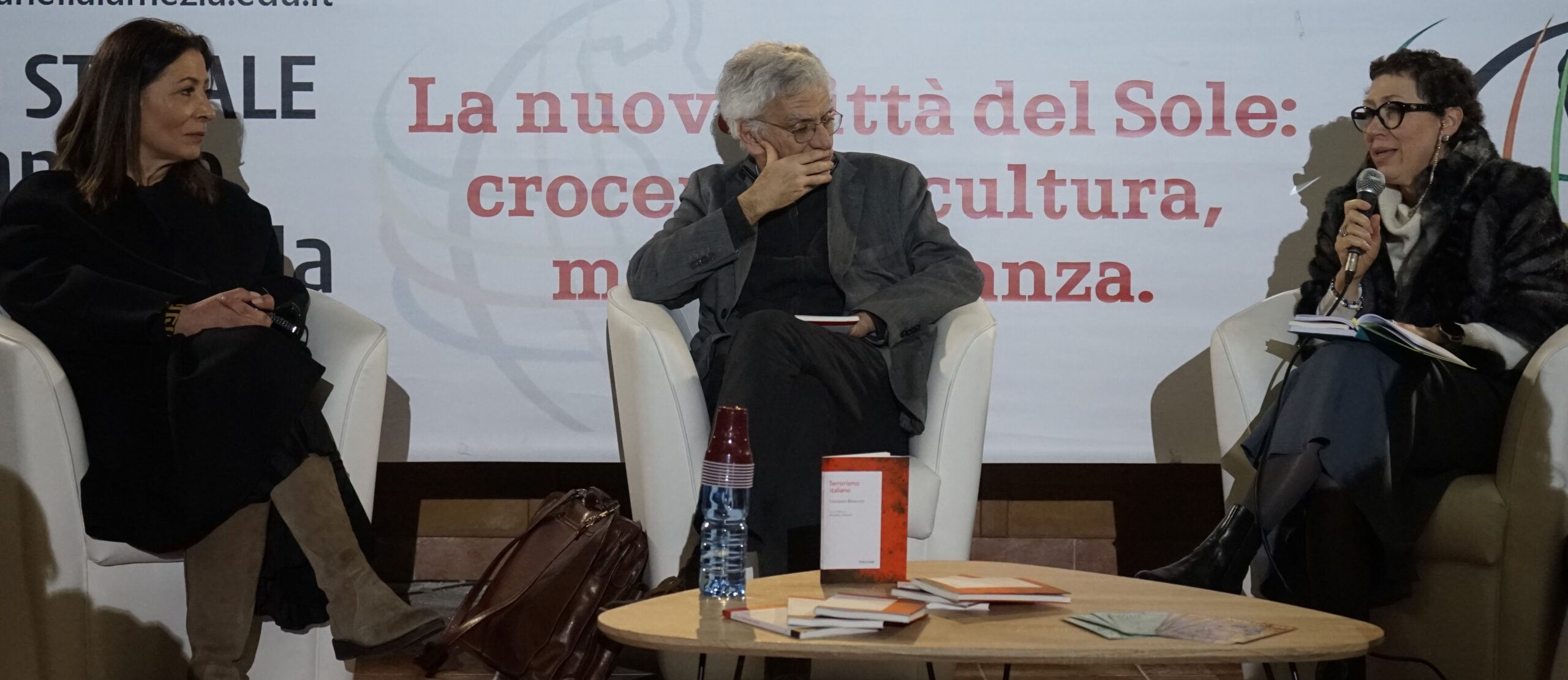 Lamezia, Mafie, terrorismo e potere. Giovanni Bianconi incontra gli studenti del Liceo Campanella e del Liceo Classico Artistico Fiorentino