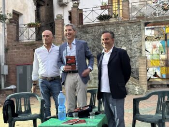 Falerna, ruolo della politica e interessi delle cosche: presentato il libro “Quando la ‘ndrangheta sconfisse lo Stato”