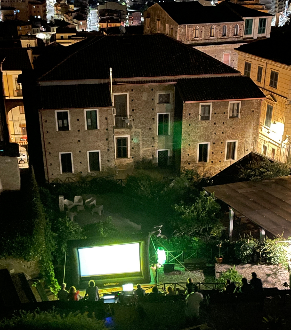 Lamezia, continuano i film di CAMERaSud al TIP Teatro e al Lissania Garden