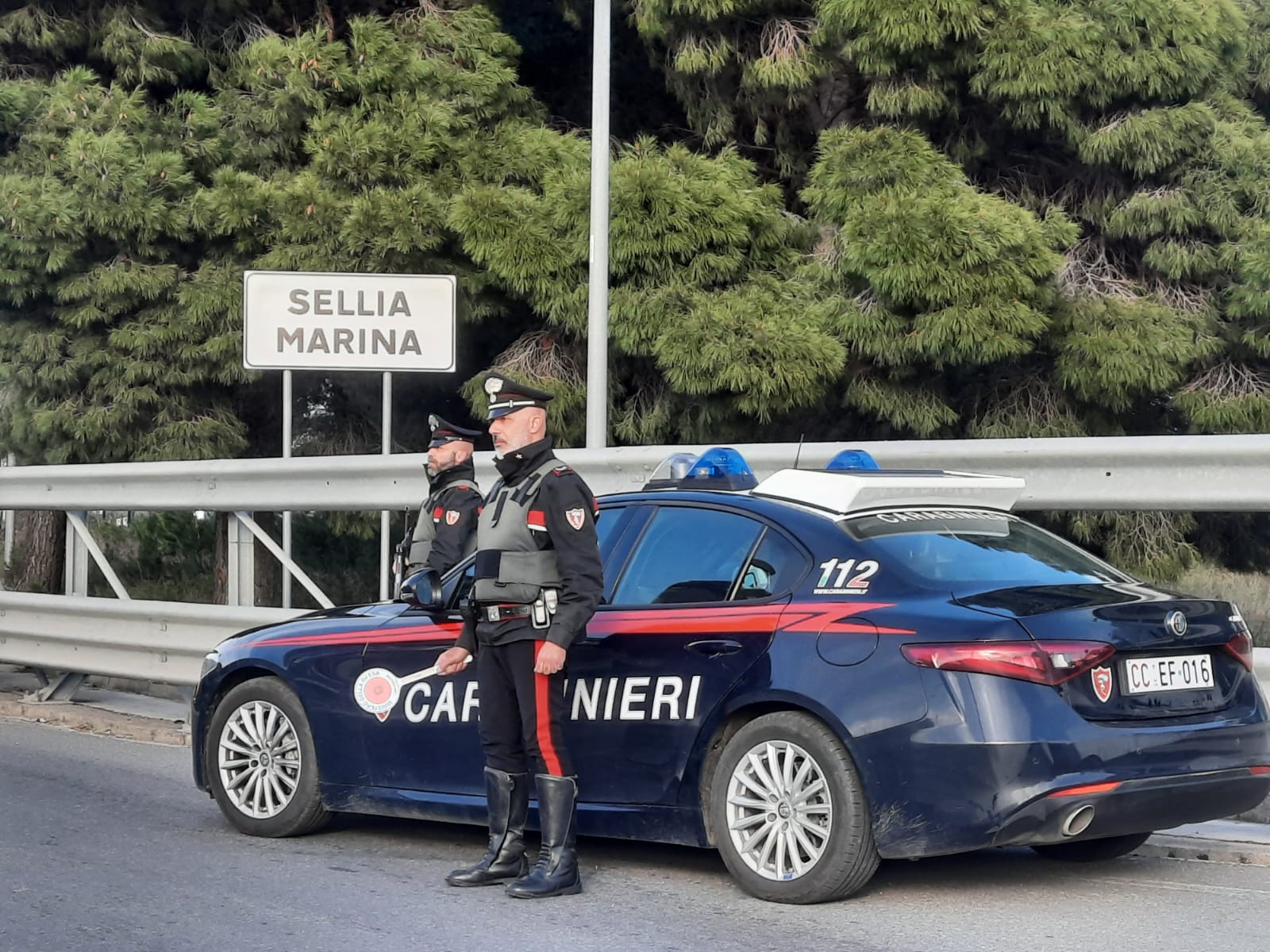 Arrestati due ventenni nel catanzarese per detenzione ai fini di spaccio di cocaina