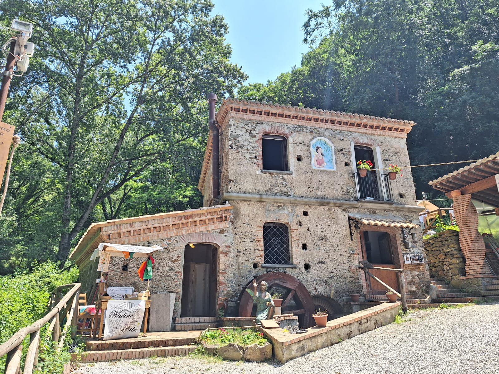 L’Antico Mulino delle Fate di Lamezia Terme nel docufilm “Scusa Italia”, anteprima a Venezia l’8 settembre