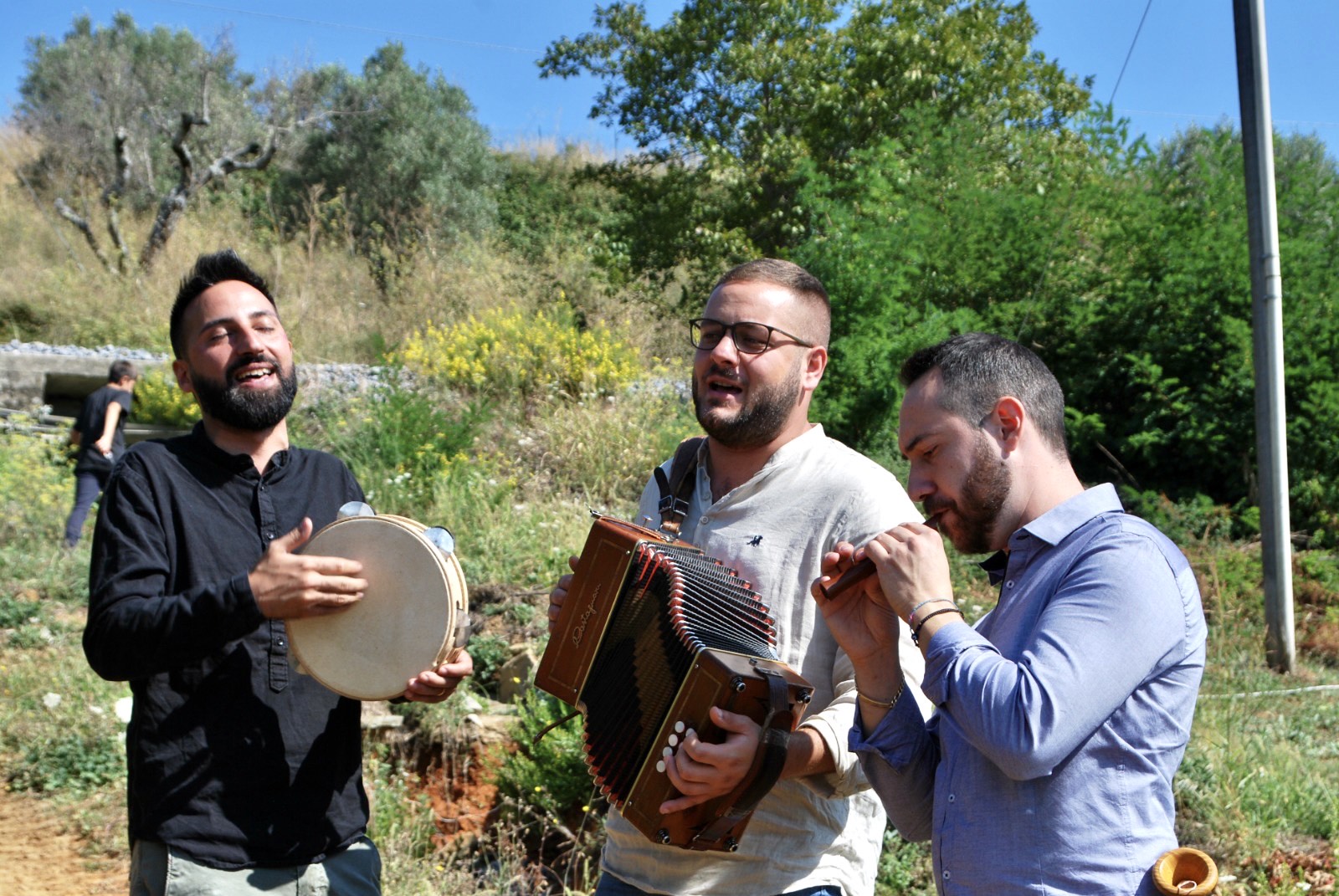 La musica tradizionale di Felici & Conflenti al Festival Calabria a Ginevra