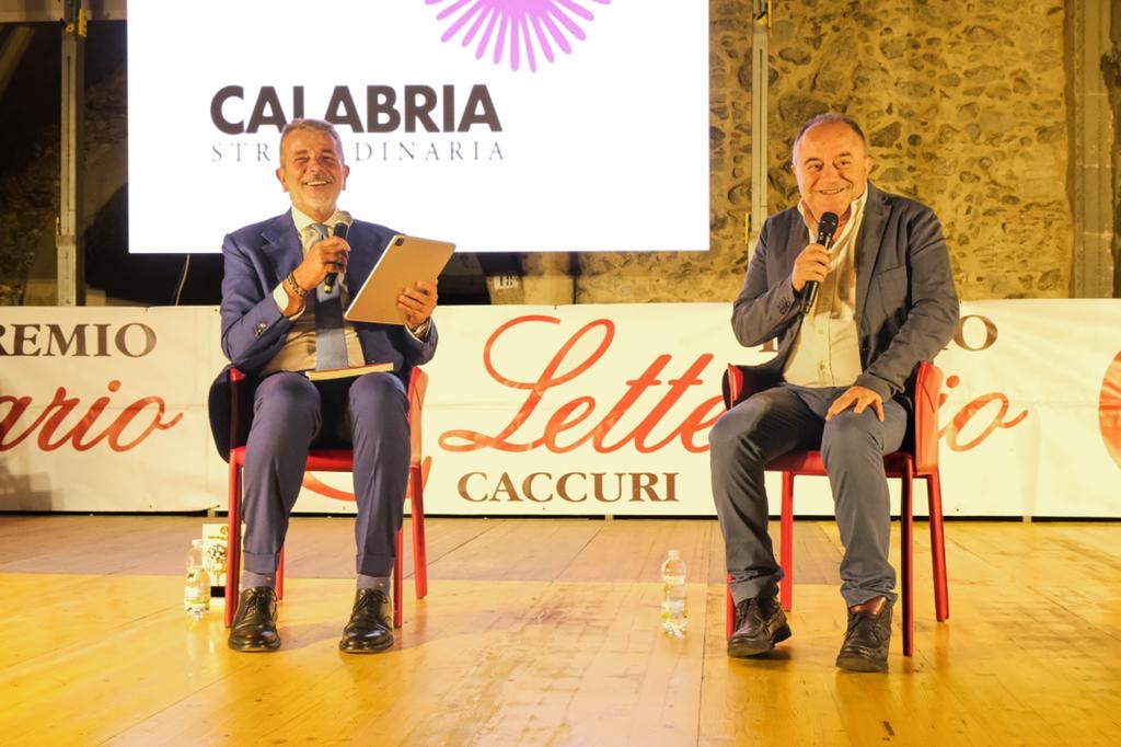 Premio Caccuri, presentato ultimo libro di Gratteri con il giornalista Giuseppe Brindisi