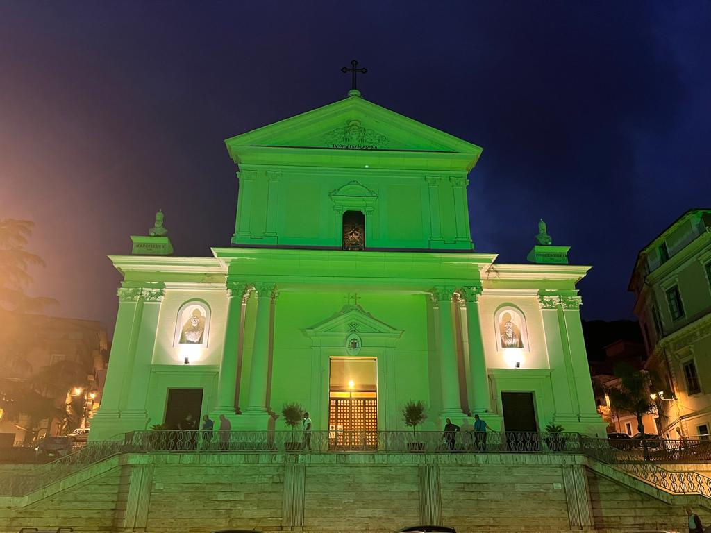 La Cattedrale si illumina di verde per la Giornata Mondiale della Salute Mentale