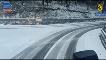 Squadre Anas con sgombraneve e spargisale lungo le statali in provincia di Cosenza e sulla A2