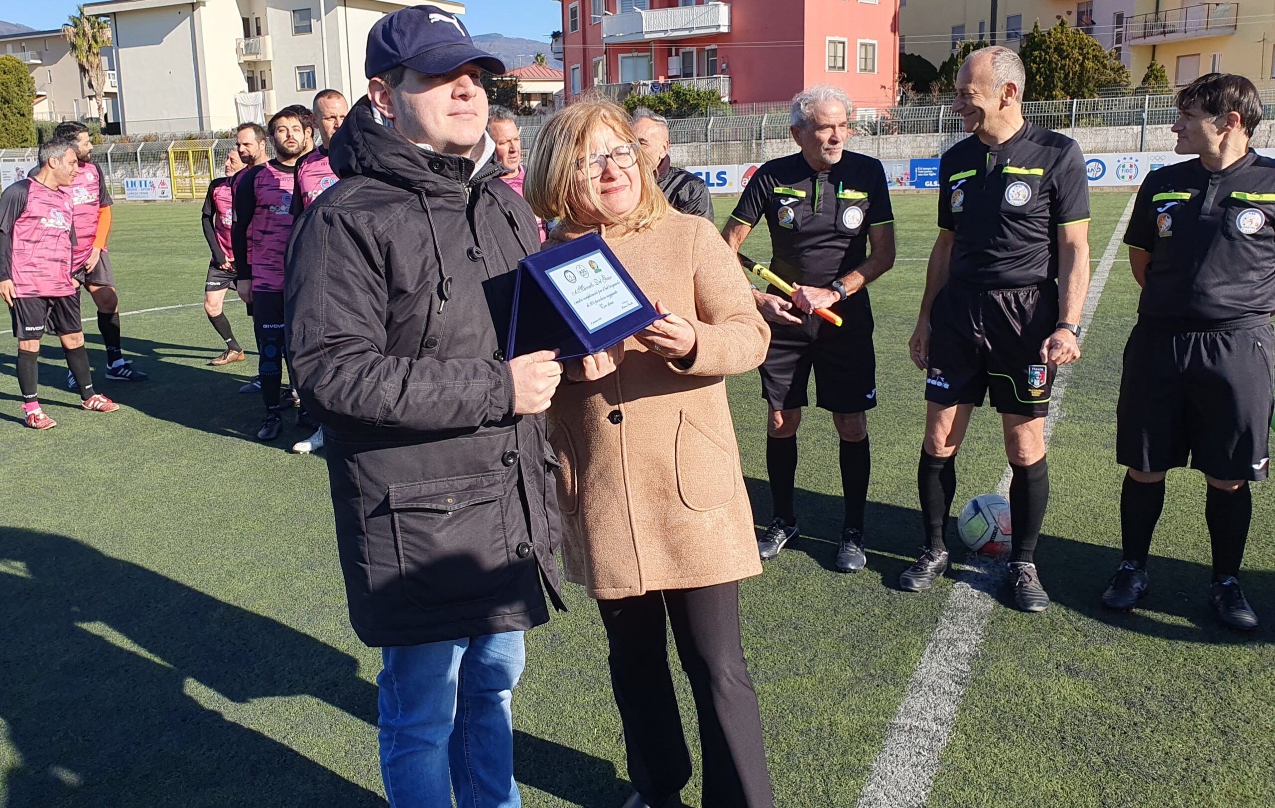 Gare amatoriali, Mister Marcello Del Gaiso premiato per le 300 presenze in panchina