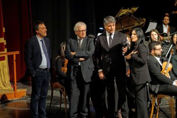 Al Teatro Politeama di Catanzaro sold out e applausi a scena aperta per il tributo a Ennio Morricone