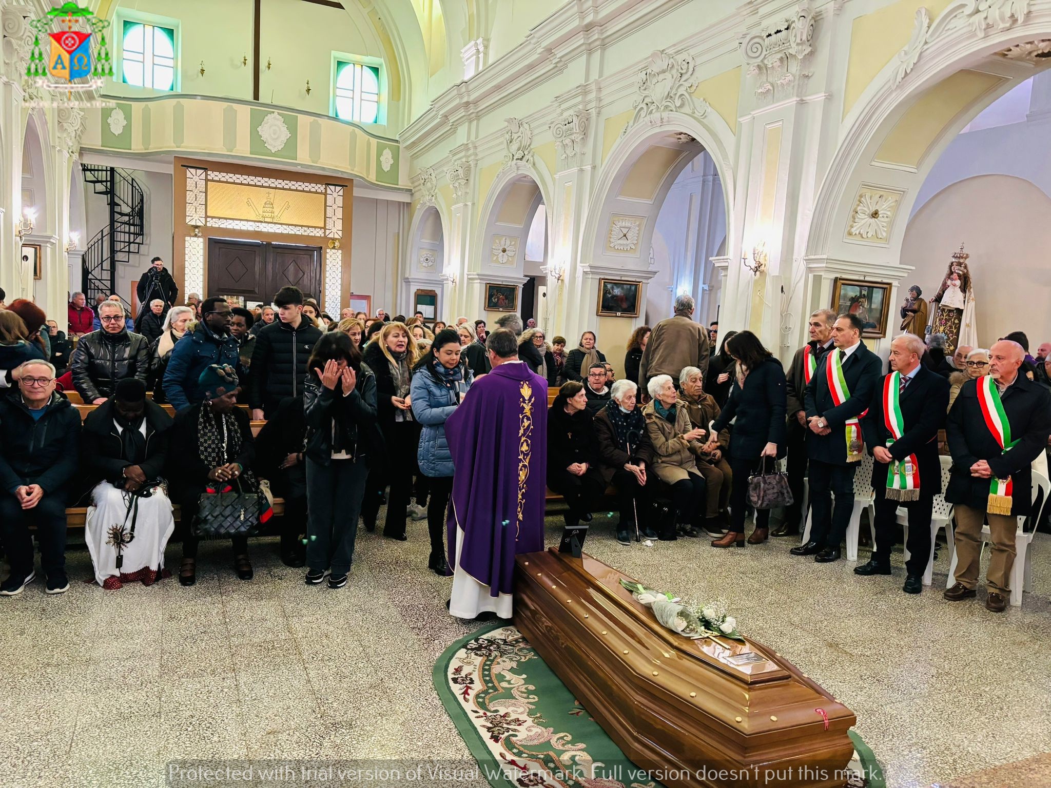 Celebrati i funerali di Padre Paolino, sarà seppellito in Africa