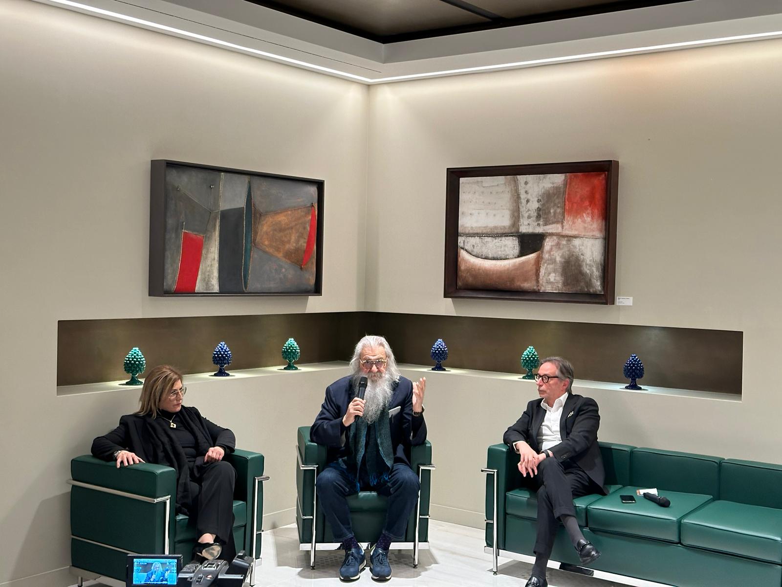 Inaugurata a Catanzaro la mostra personale “Max Marra. Corpi di Materia e di cielo”