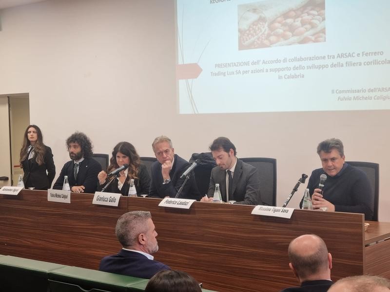 Agricoltura, filiera della nocciola, presentato in Cittadella accordo Arsac-Ferrero