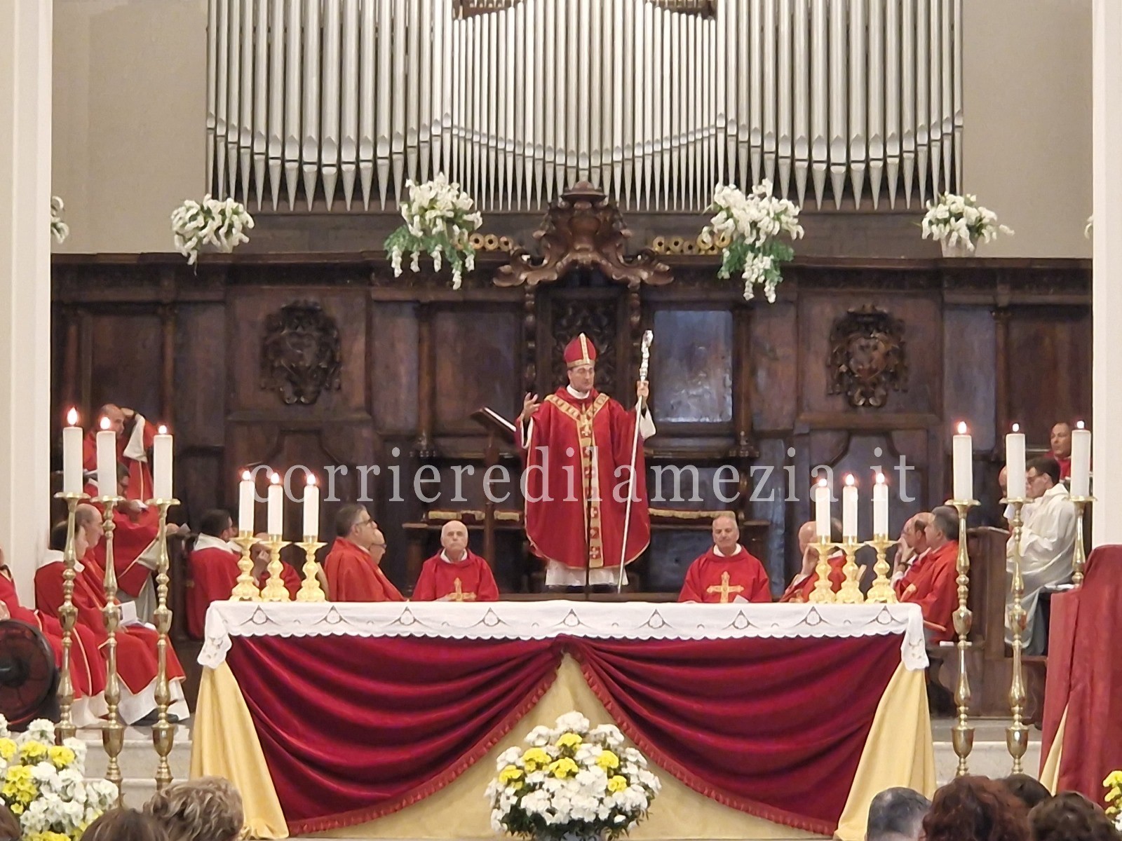 Lamezia celebra i suoi Patroni Pietro e Paolo, il vescovo Parisi: “Due colonne su cui si regge la Chiesa”