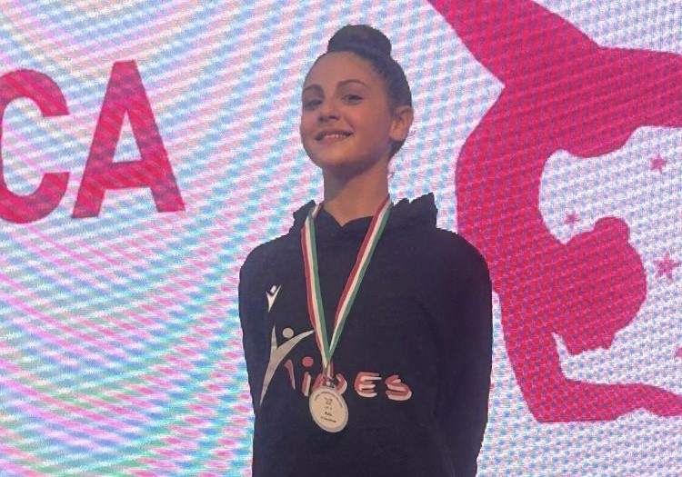 Campionati nazionali di ginnastica ritmica, la lametina Maria Valiante conquista il bronzo