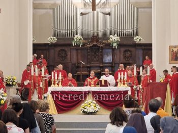 Lamezia celebra i suoi Patroni Pietro e Paolo, il vescovo Parisi: “Due colonne su cui si regge la Chiesa”