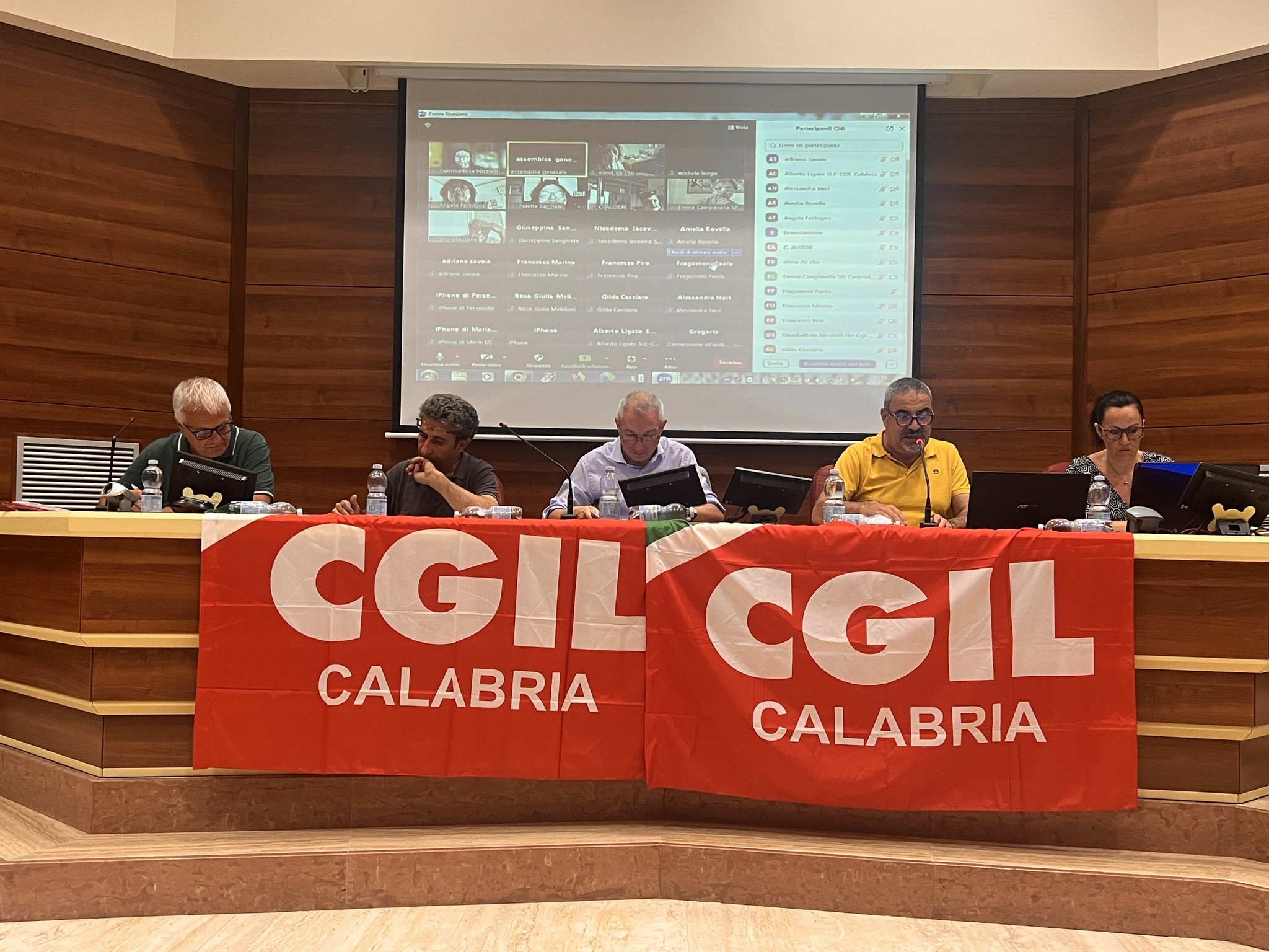 Assemblea Generale Cgil, dalle vertenze calabresi al campagna referendaria per il Lavoro e contro l’Autonomia Differenziata gli impegni del sindacato