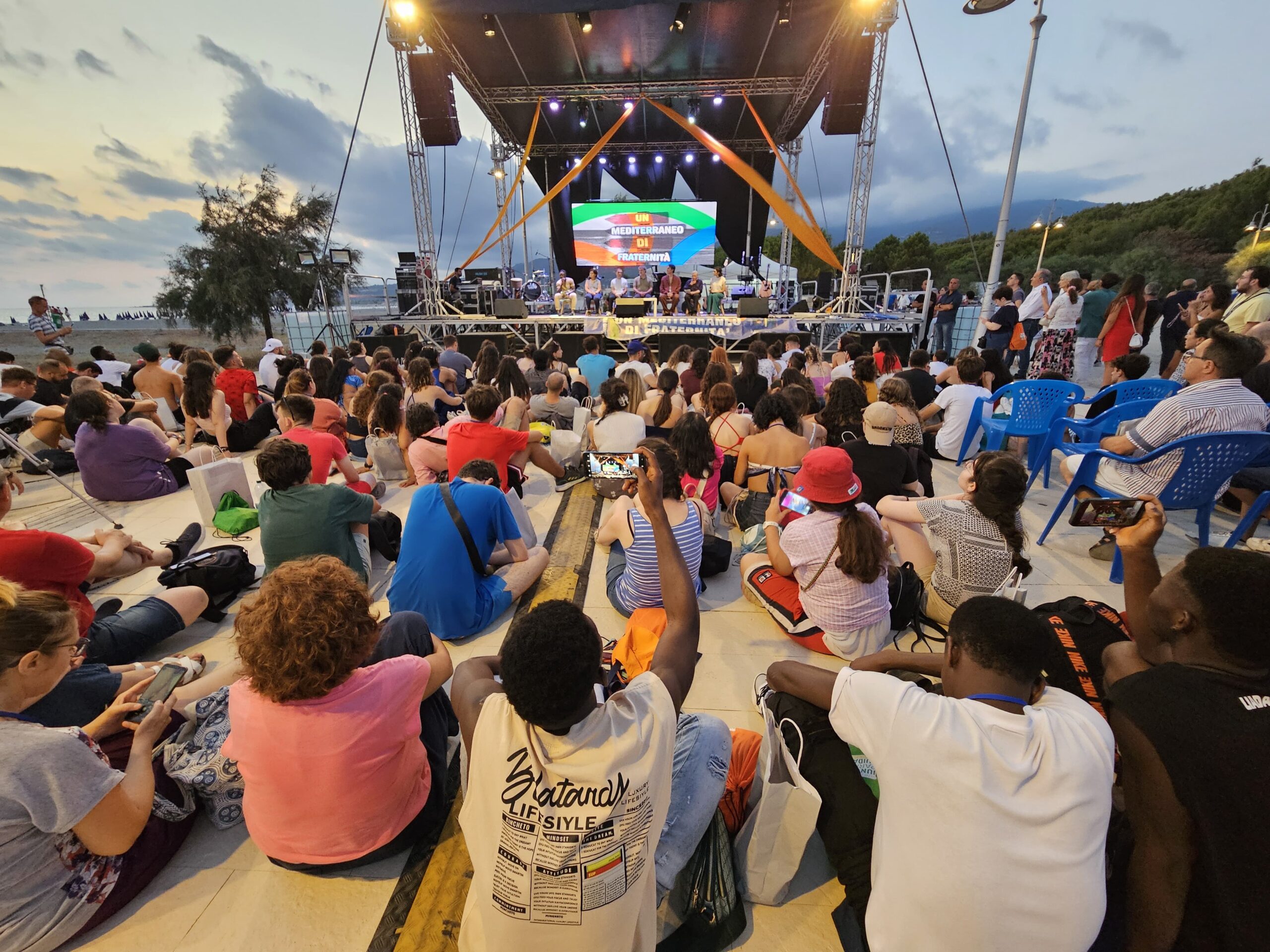 “Prendiamoci cura” dalla Calabria al Brasile: a Lamezia Terme la serata finale del Genfest 2024