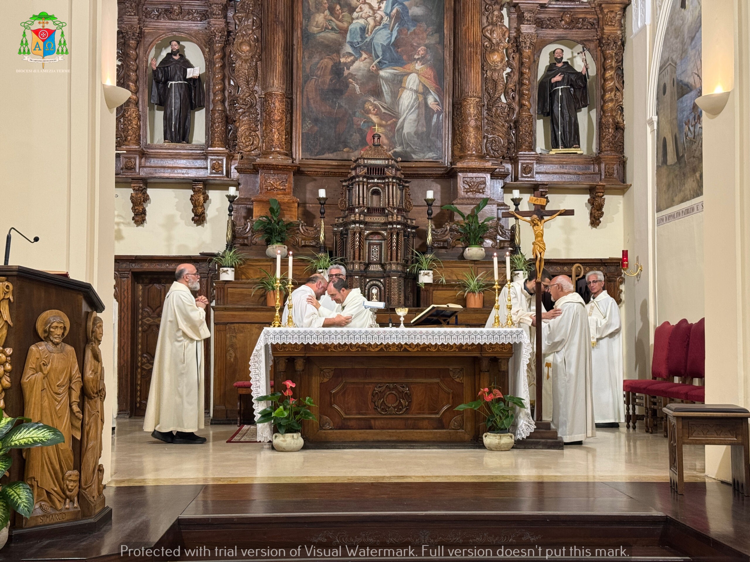 Lamezia, nel Santuario di Sant’Antonio il vescovo Parisi celebra la Festa del perdono di Assisi