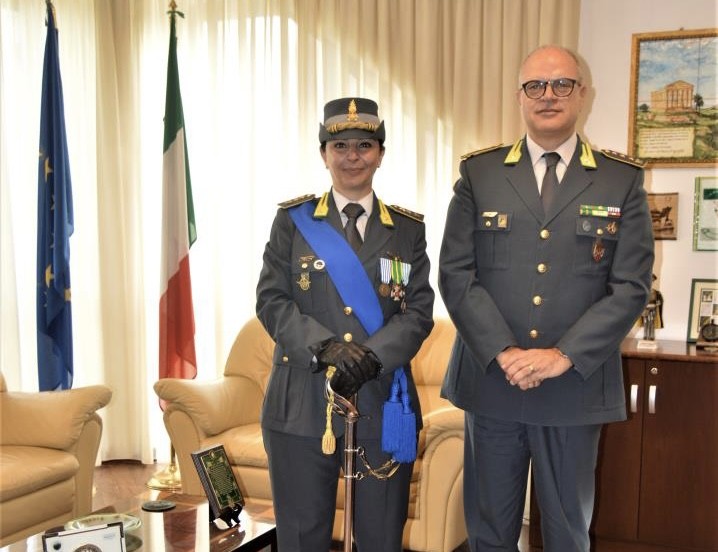 Guardia di Finanza, Roberta Masci è il primo Comandante donna al Gruppo di Cosenza