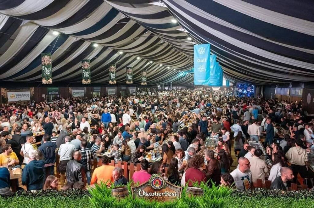 Oktoberfest, tutto pronto per la notte di Halloween a Rende