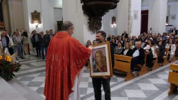 Lamezia, festeggiato in Cattedrale il 40° anniversario di ordinazione sacerdotale di don Giancarlo Leone