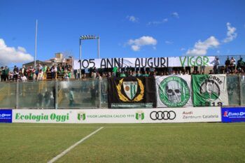 Al d’Ippolito termina 2-2 l’incontro Vigor Lamezia - Isola Capo Rizzuto