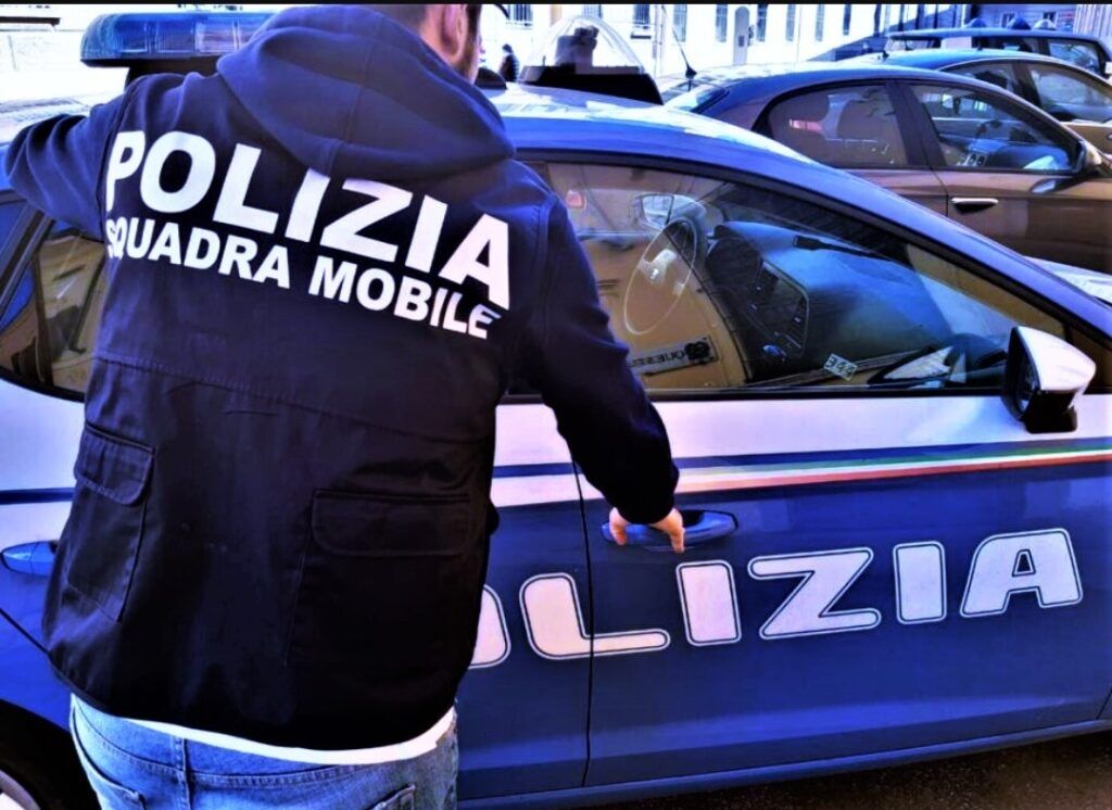 Polizia squadra mobile