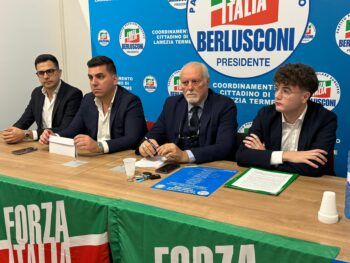 Presentato nella sede di corso Eroi di Sapri il gruppo Forza Italia Giovani di Lamezia Terme