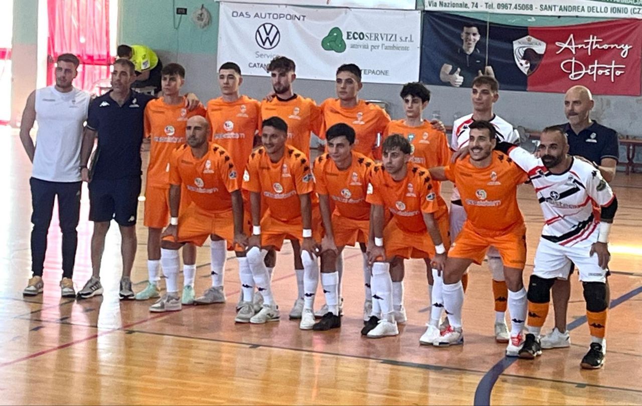 Serie A2 Futsal: Travolgente vittoria dell’Ecosistem Lamezia Soccer all’esordio. Soverato battuto 6-2 in trasferta