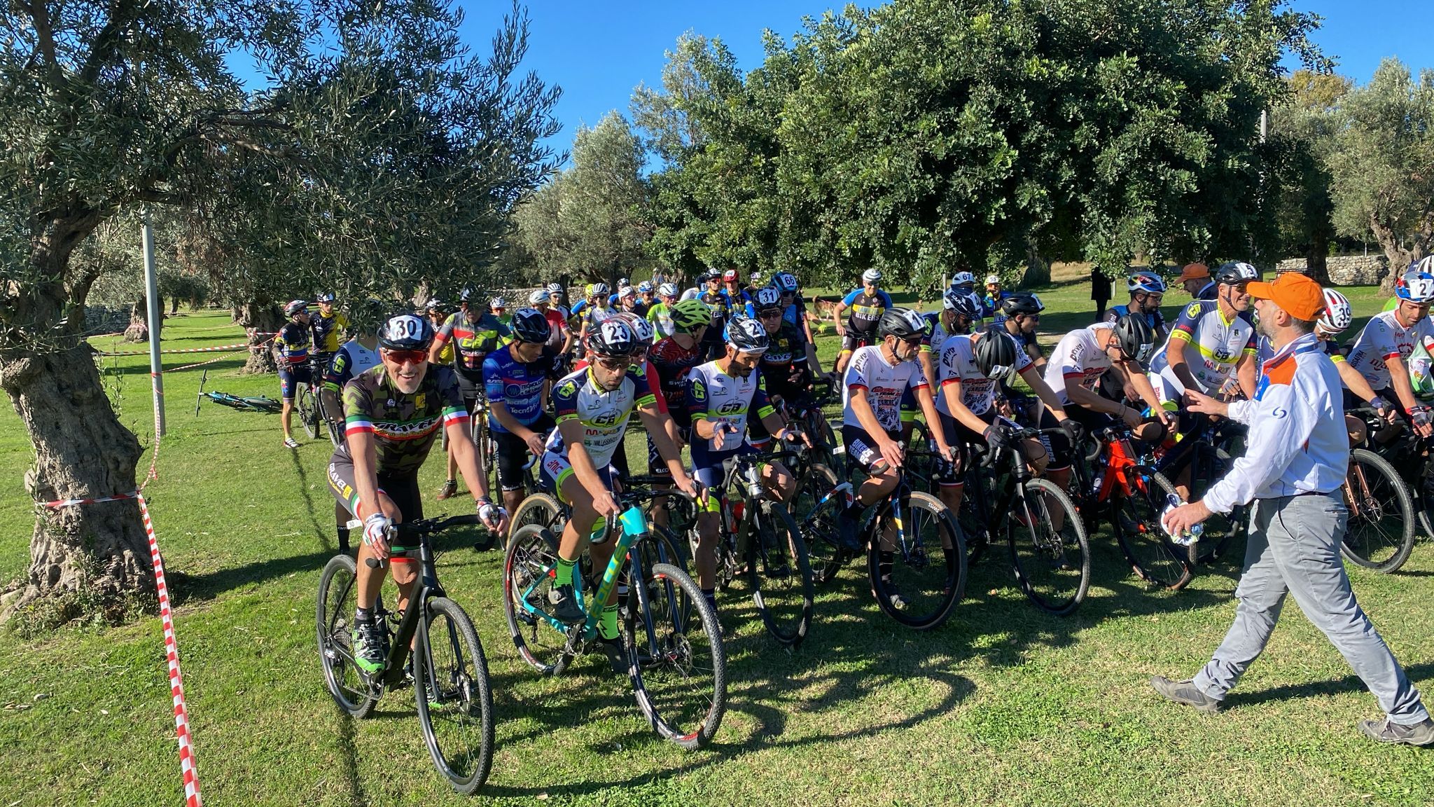 Lamezia, grande successo per la manifestazione dei Lamezia Bikers in memoria di Rosalbino Isabella