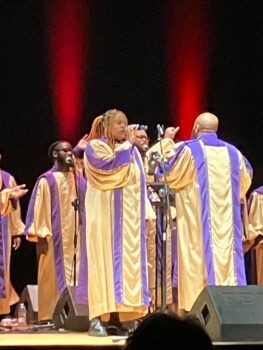 Lamezia, magia al Grandinetti con il Benedict Gospel Choir