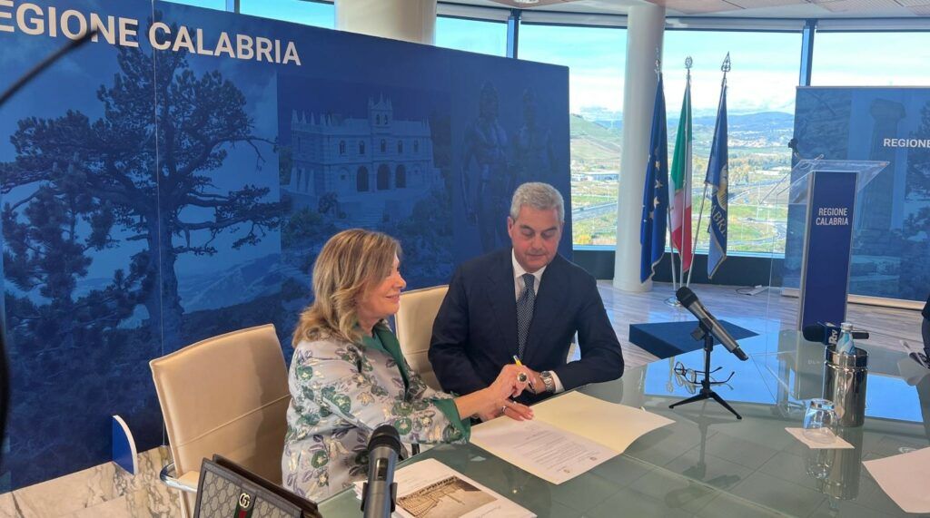 Ministro Casellati in Calabria, firmata intesa tra Ministero e Regione sulla semplificazione normativa