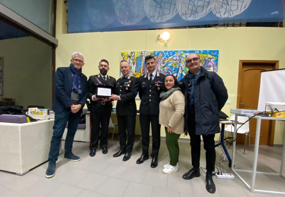 Lamezia, incontro fra Carabinieri ed ENS per la prevenzione dalle truffe e dalle frodi informatiche